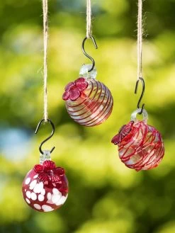 Droplet Hummingbird Feeders, Set Of 3 -Charming Outdoors Shop 8593322 6580 tif