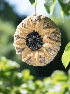 Songbird Tweets® Sunflower Wreath -Charming Outdoors Shop 8598119 5255 tif